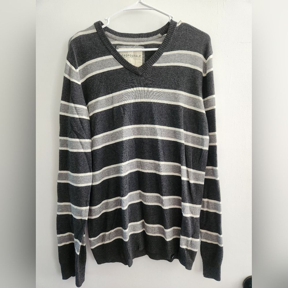 Aeropostale Y2K Sweater Size Medium